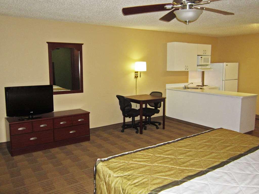 Extended Stay America Select Suites - Detroit - Roseville Bilik gambar