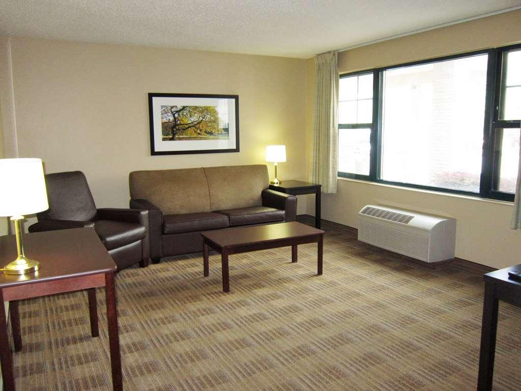 Extended Stay America Select Suites - Detroit - Roseville Bilik gambar